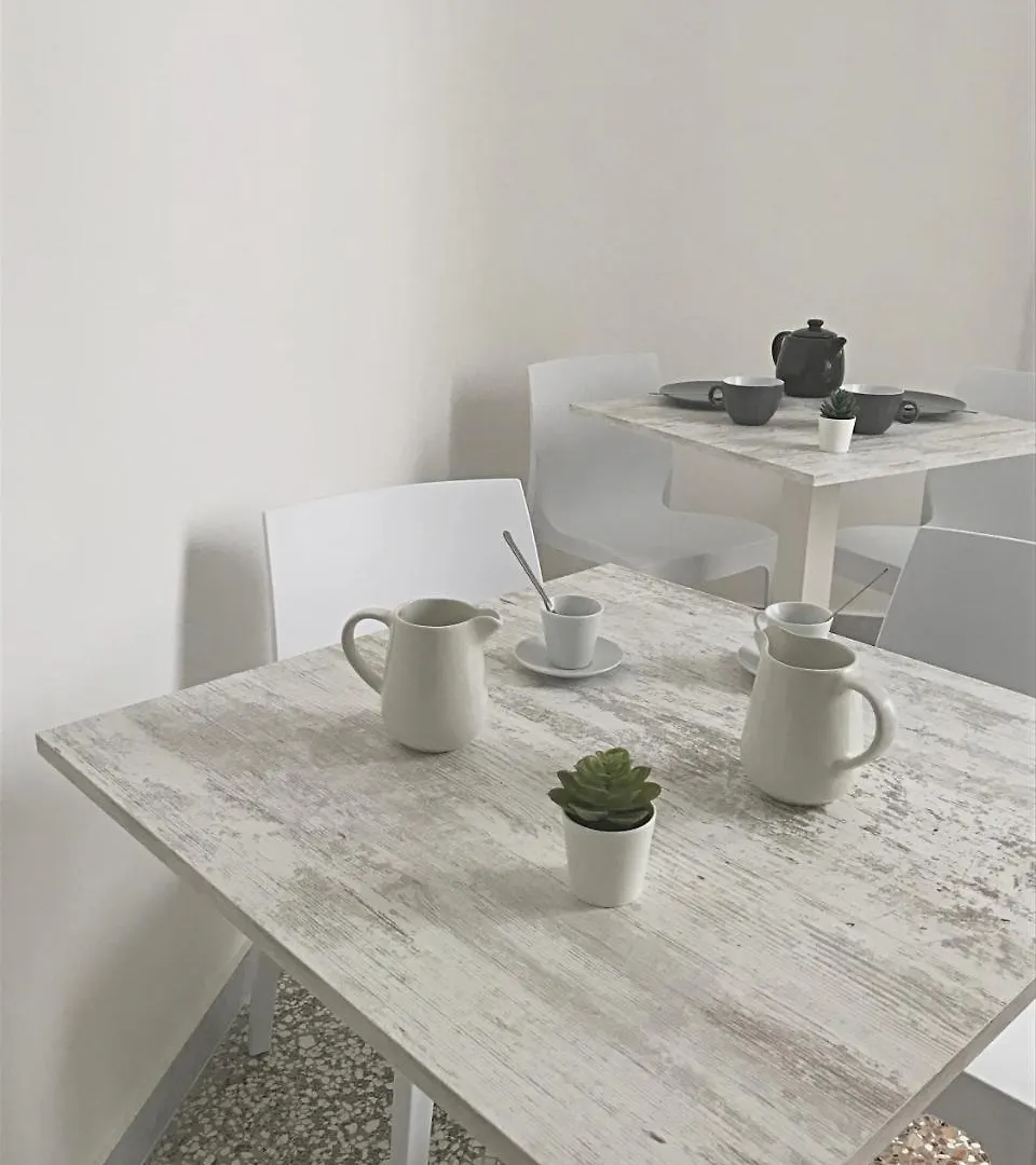 Mellos B&B Naples Bed & Breakfast
