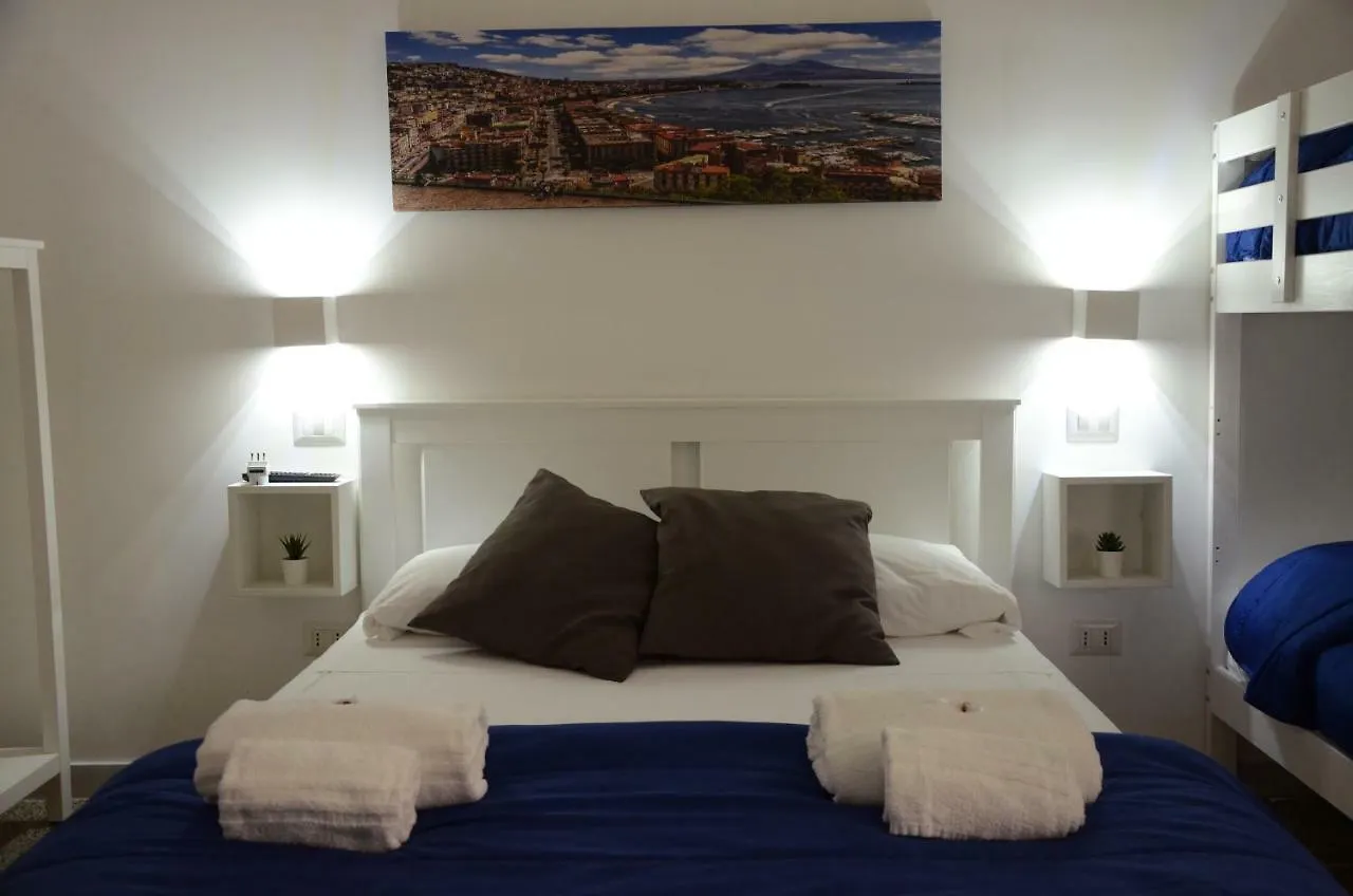 Mellos B&B Naples 3*,  Italy