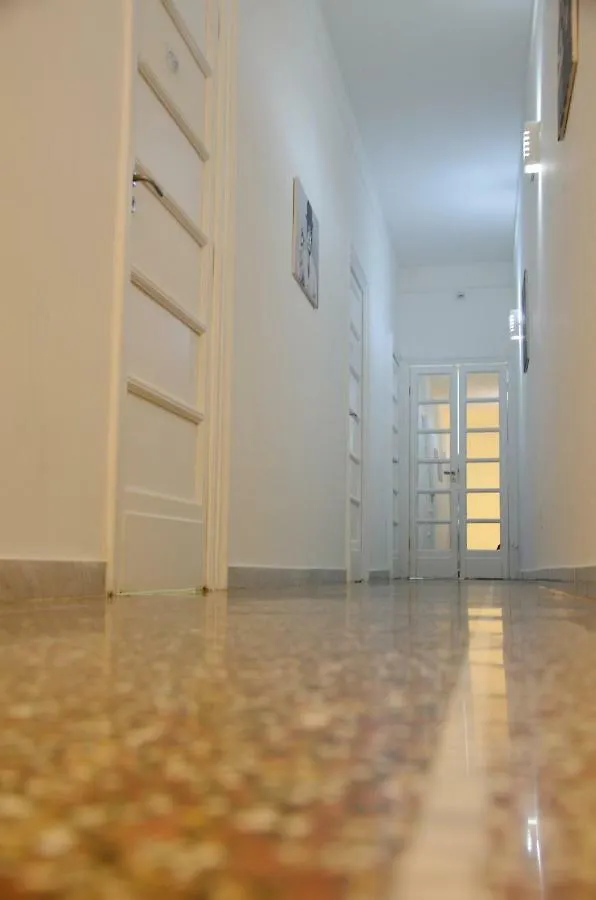 Mellos B&B Naples Bed & Breakfast